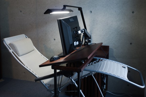 pc desk with recliner_chair 005